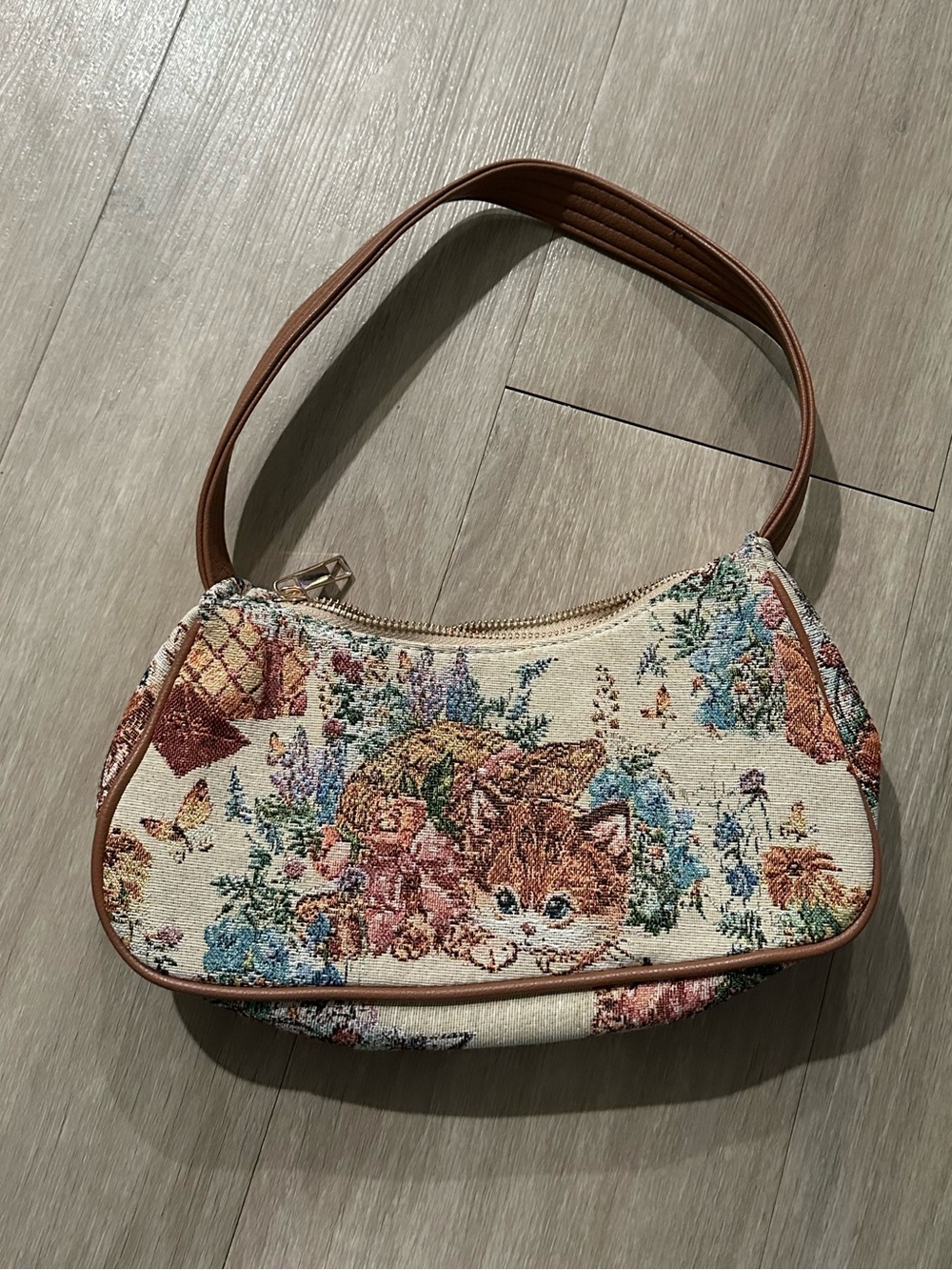 Cider Floral Tapestry Cat Shoulder Bag - Cream & Brown